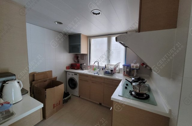 HILLVIEW COURT BLK 05