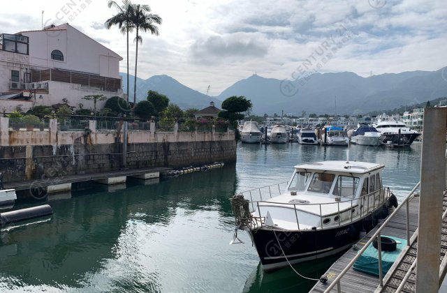 MARINA COVE WITH PRIVATE PONTOON