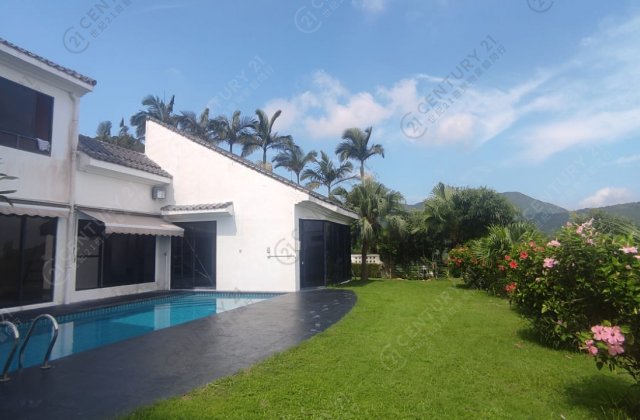 FLORAL VILLAS GDN HSE