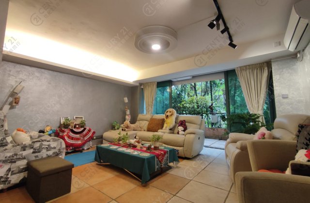 CLEAR WATER BAY KNOLL