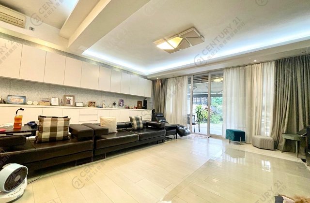 CLEAR WATER BAY ROAD DELUXE VILLA